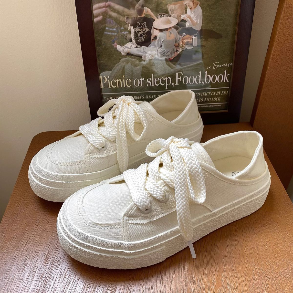 CREAM CONVERTIBLE CANVAS SHOES detail 5