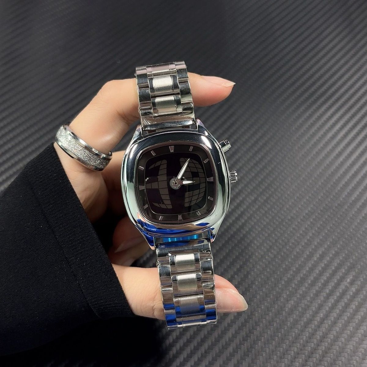 MILLENNIUM DIGITAL WATCH detail 7