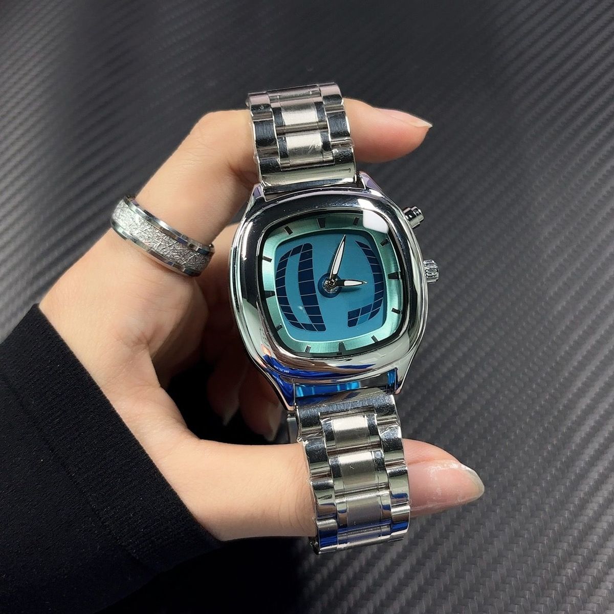 MILLENNIUM DIGITAL WATCH detail 9