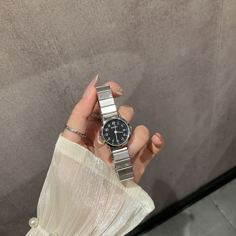 MINIMAL DATE WATCH detail 8