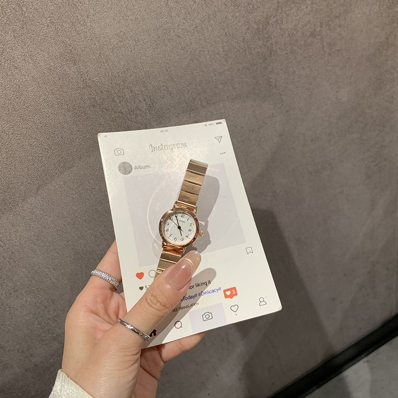 MINIMAL DATE WATCH detail 12