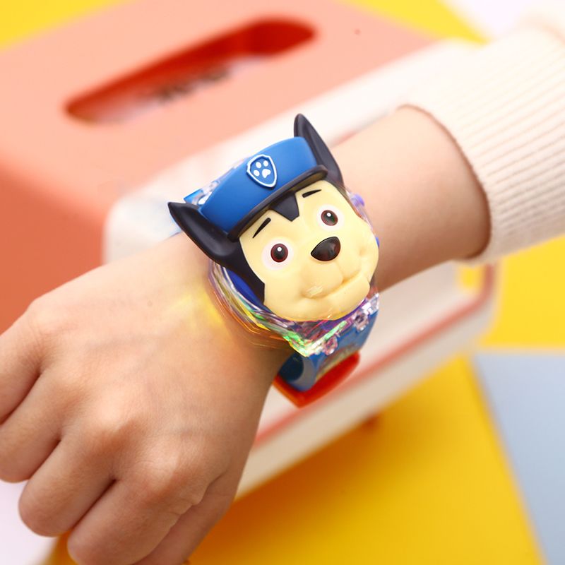 LIGHT & SOUND DIGITAL WATCH 4