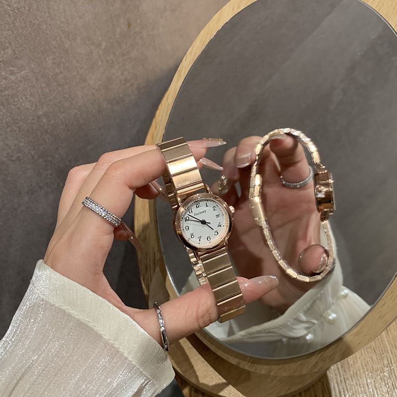 MINIMAL DATE WATCH 7