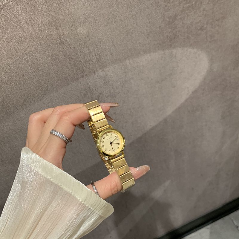 MINIMAL DATE WATCH 10